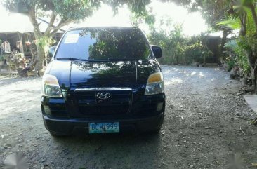 Hyundai Starex Grx CRDi 2005 AT Black Van For Sale 