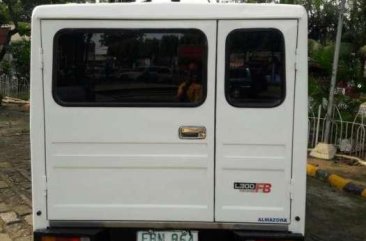 Mitsubishi L300 FB Dual Aircon 2006 White For Sale 