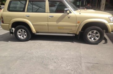 Nissan Patrol 2004 AT Golden SUV For Sale 