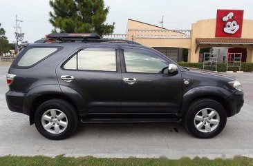 Well-kept Toyota Fortuner 2009 for sale