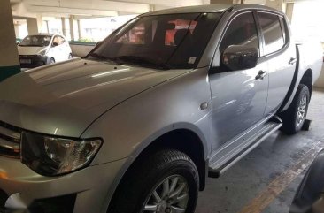 Mitsubishi Strada GLX-V 2012 Automatic good as new