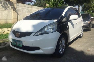 Honda Jazz 2009 Manual White HB For Sale 