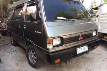 Mitsubishi L300 Van Manual Gray For Sale 