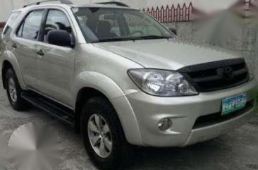 FOR SALE TOYOTA Fortuner vvti gasoline 2006