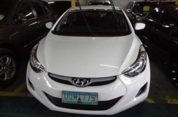 Hyundai Elantra 2012 Gasoline Automatic White for sale