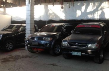 FOR SALE TOYOTA Hilux 03 sr5 Manual 4X2