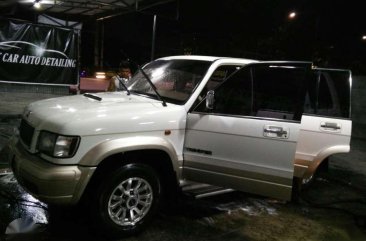 2003 Isuzu Trooper skyroof for sale