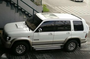 2003 Isuzu Trooper skyroof for sale