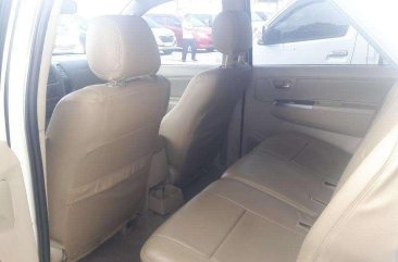 2006 TOYOTA Fortuner G Gas AT FOR SALE