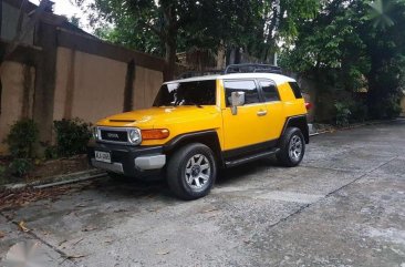 2015 Toyota FJ Cruiser yellow 4x4 FOR SALE