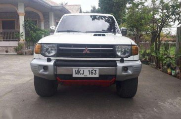 Rush sale Mitsubishi Pajero Fieldmaster 1999