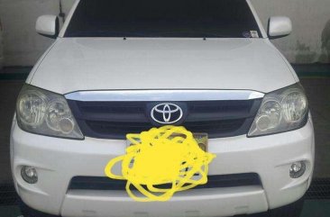 2006 TOYOTA Fortuner G Gas AT FOR SALE