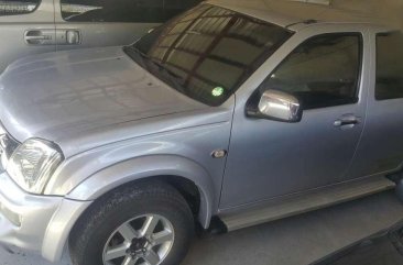 Isuzu Dmax 2006 4x2 AT Blue Pickup For Sale 