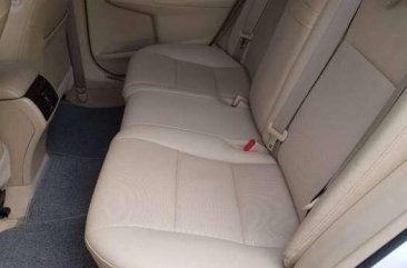 2013 Toyota Camry V 2.5 AT White For Sale 