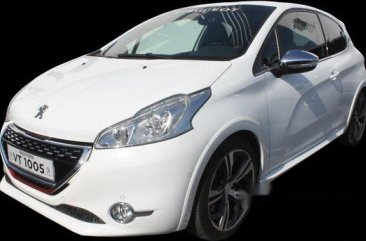 Well-kept Peugeot 208 2015 M/T for sale