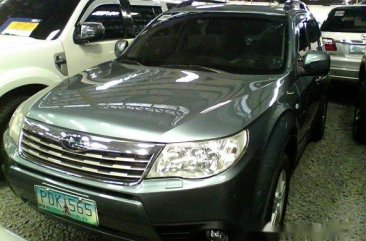 Well-maintained Subaru Forester 2010 for sale