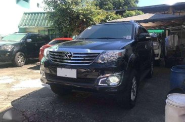 Toyota Fortuner 2.5 AT Diesel Black 2012 Low Mileage for sale