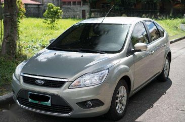 Ford Focus 2010 1.8 HB AT Silver For Sale 