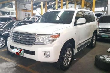 Toyota Land Cruiser LC200 2015 AT White For Sale 