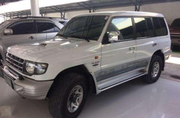 Mitsubishi Pajero Fieldmaster 2002 AT White For Sale 