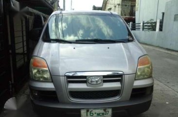 Hyundai Starex GRX 2004 AT Silver Van For Sale 