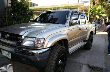 Toyota Hi lux SR5 4x4 2003 for sale