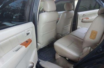 Toyota Fortuner 2011 G AT Black Diesel For Sale 