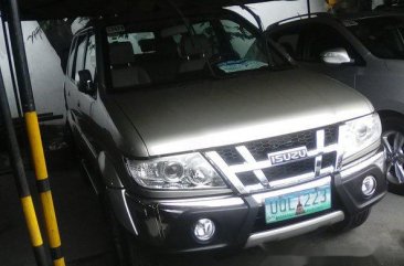 Well-kept Isuzu Crosswind 2012 for sale