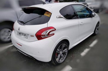 Well-kept Peugeot 208 2016 for sale