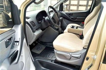 2011 HYUNDAI Grand Starex Excellent Condition FOR SALE