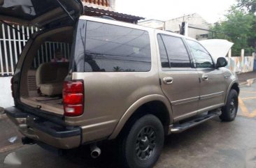 Ford Expedition 2002 AT Beige SUV For Sale 