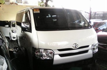 Well-kept Toyota Hiace 2017 COMMUTER M/T for sale