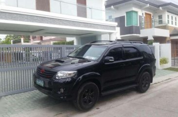 2006 Toyota Fortuner V Facelifted Black For Sale 