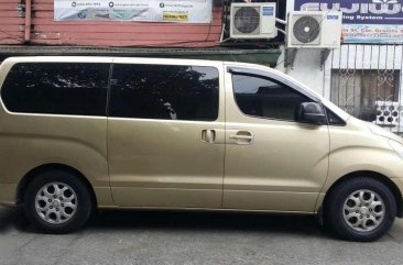 2009 Hyundai Starex VGT AT Golden For Sale 