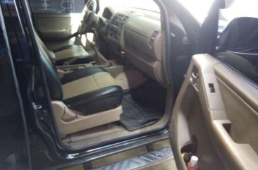 Nissan Navara 2011 model 4x2 excellent condition for sale