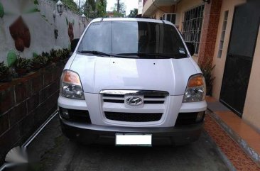 2004 Hyundai Starex GRX White Van For Sale 