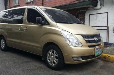 2009 Hyundai Starex VGT AT Golden For Sale 