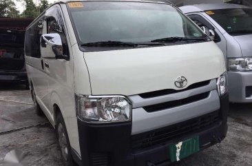 2016 Toyota Hiace Commuter 2.5 Manual Diesel White for sale