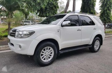 2011 Toyota Fortuner G Diesel Automatic for sale