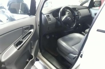 Selling my Toyota Innova 2005 j variant