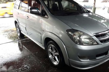 Toyota Innova G 2006 model TOP OF THE LINE for sale