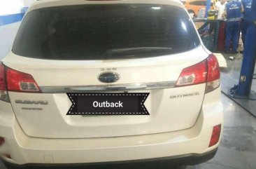 Subaru Outback 3.6 2011 AT White SUV For Sale 