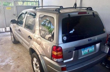 2005 Ford Escape RUSH SALE Price Negotiable