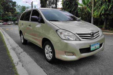 Well-maintained Toyota Innova 2010 for sale