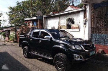 2012 Toyota Hilux G 4x4 Manual Black For Sale 