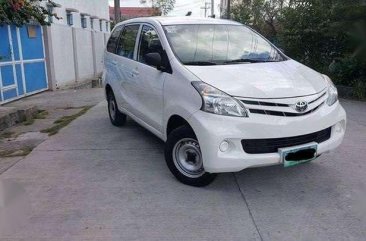 2012 Toyota Avanza 2nd Gen MT White For Sale 