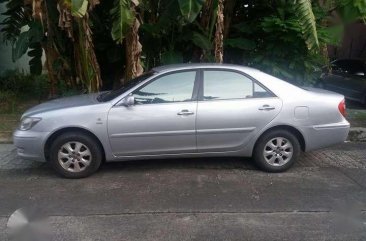 2004 Toyota Camry 2.0 AT Silver Sedan For Sale 