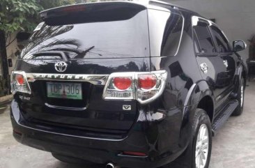 Toyota Fortuner V 4x4 12 automatic 2012 for sale