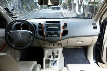 Well-kept Toyota Fortuner 2009 for sale