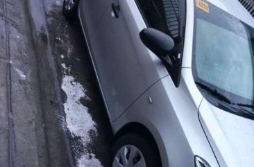 TOYOTA Vios 1.3 J MT Silver Sedan For Sale 